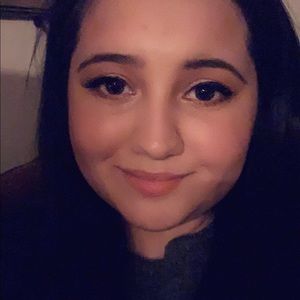 Meet your Posher, Anum